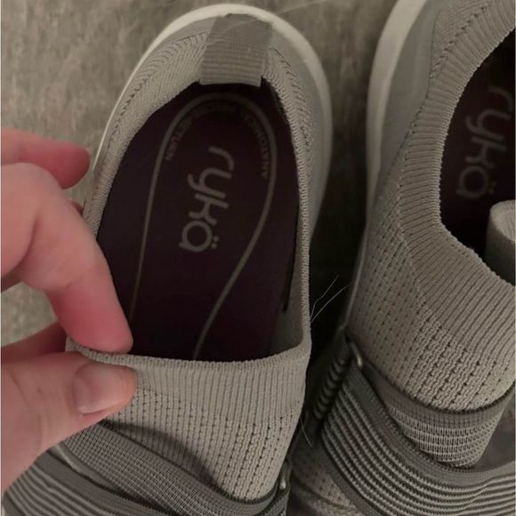 Ryka Empower Palomagrey 8.5 M slip-ons - Picture 2 of 4